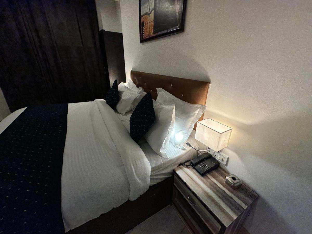 The Delhi Airport Hotel New Delhi